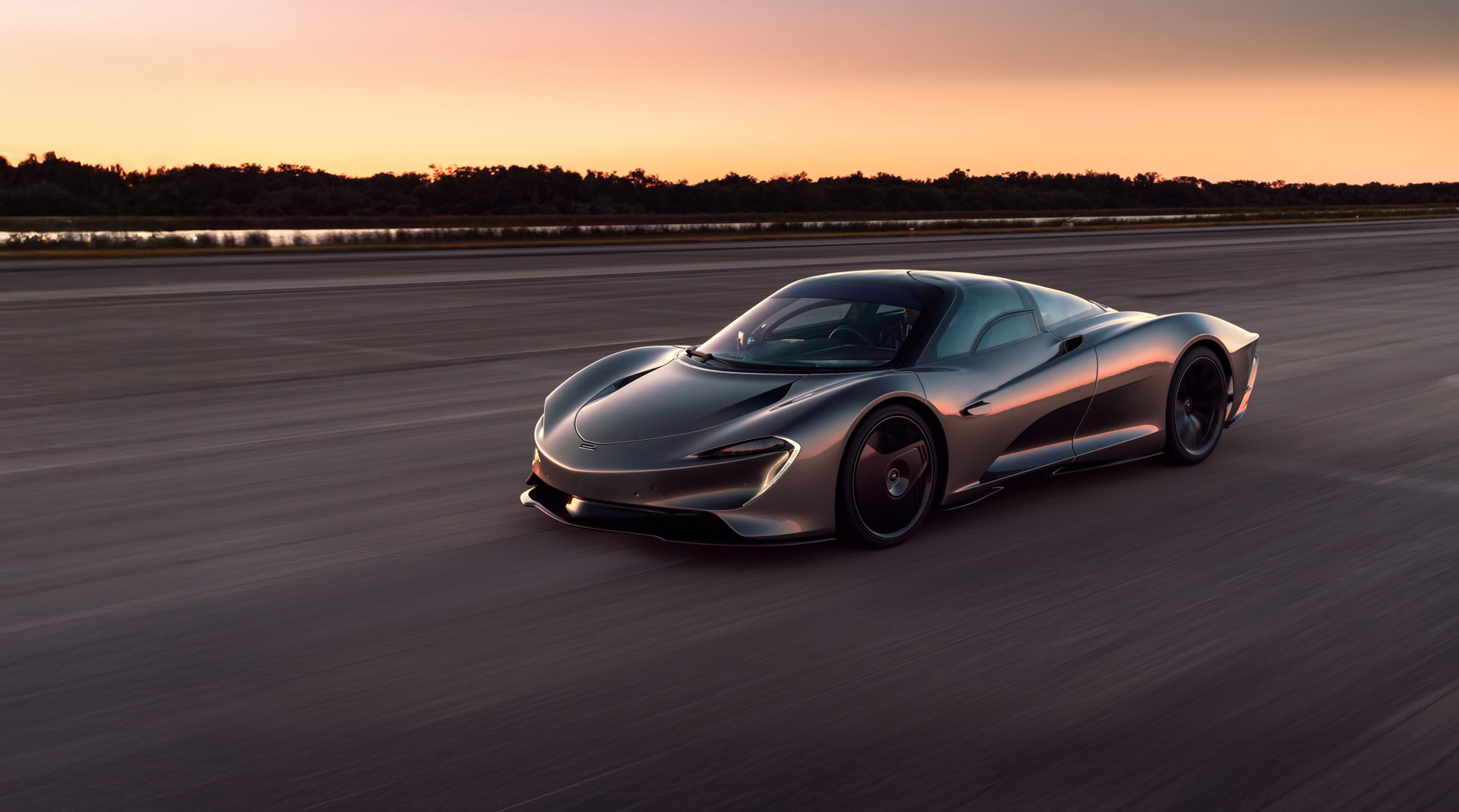 Forrás: https://cars.mclaren.com/us_en/ultimate-models/mclaren-speedtail